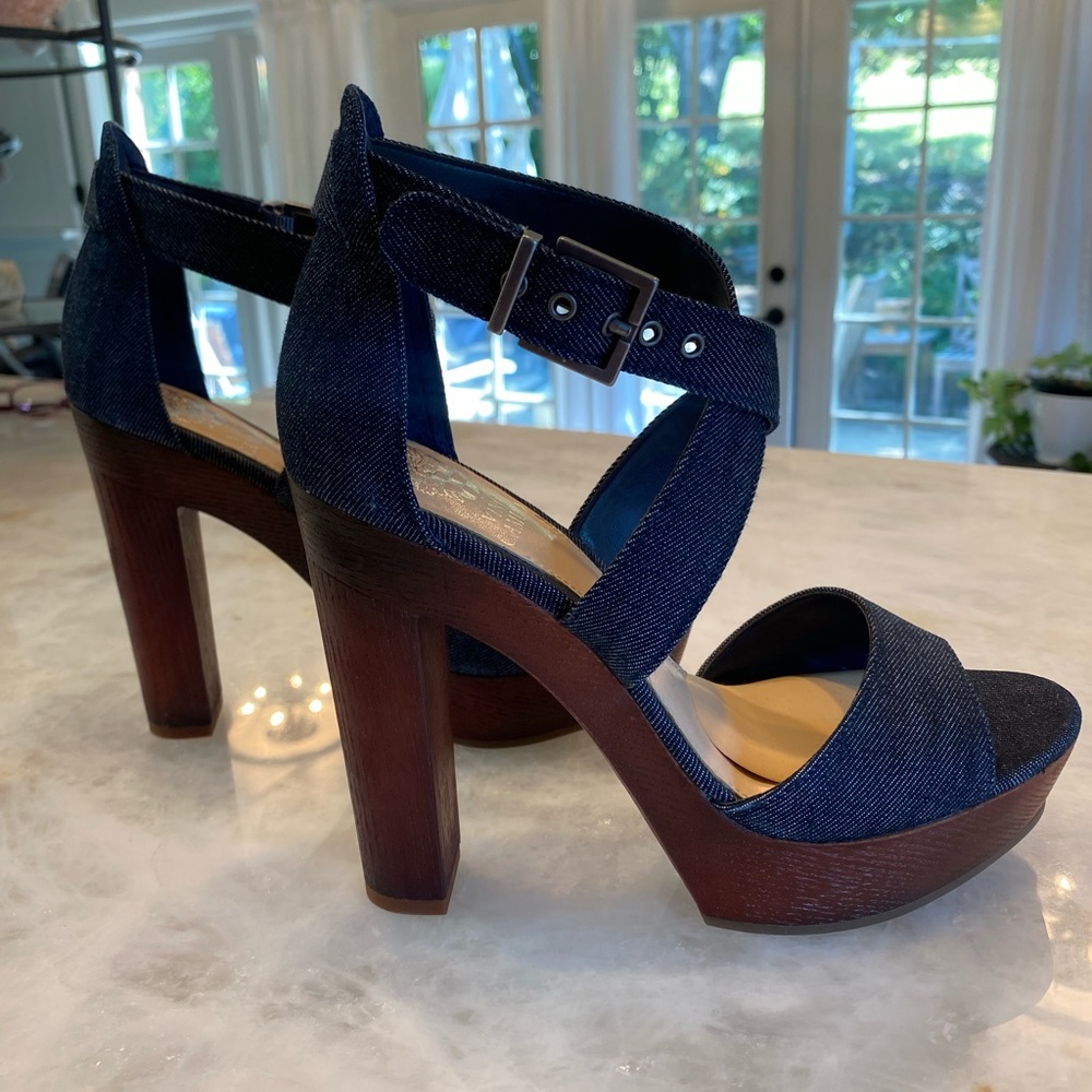 Vince Camuto platform sandles